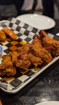 Wingnutz Bar and Grill by null