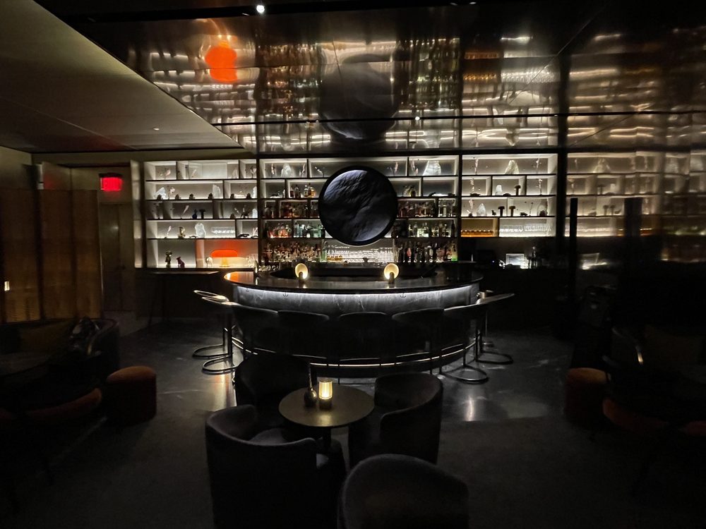 QUIN BAR NYC Updated September 2024 11 Photos 30 Hudson Yards, New York, New York