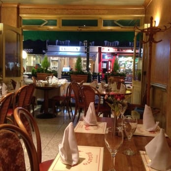 Bizzarro - Open air. Great atmosphere. - Italian Near Me - London, XGL Bizzarro - Open air. Great atmosphere. - Italian Near Me - London, XGL