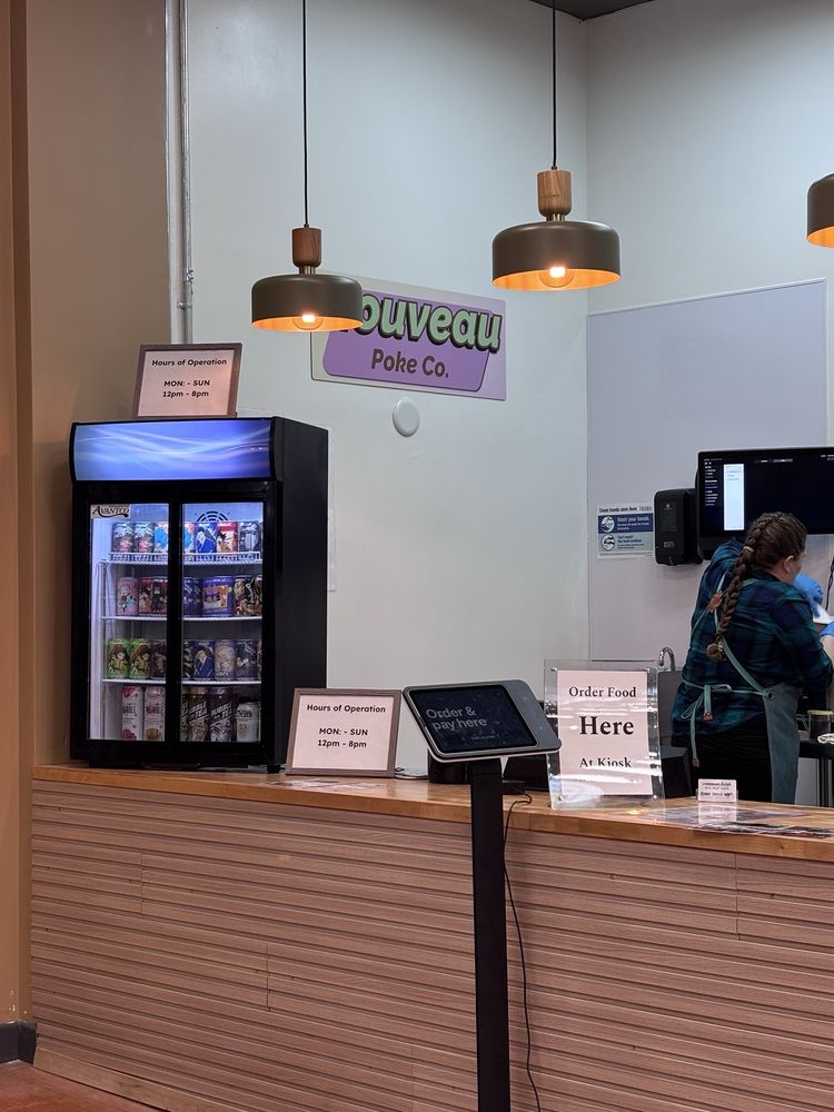 Food from Nouveau Poke