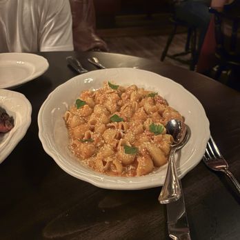 Trivoli Tavern - Vodka Rigatoni - American Near Me - Chicago, Illinois