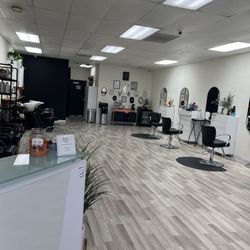 Glow Hair Studio