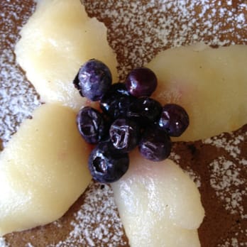 La Note - Lemon gingerbread pancakes with poached pears and fresh blueberries! - French Near Me - Berkeley, California La Note - Lemon gingerbread pancakes with poached pears and fresh blueberries! - French Near Me - Berkeley, California