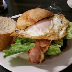 Asador Moran - Wagyu Burger