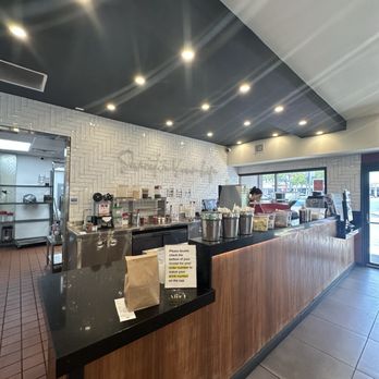 85°C Bakery Cafe-Kapolei - Coffee bar - Coffee & Tea Near Me - Kapolei, Hawaii 85°C Bakery Cafe-Kapolei - Coffee bar - Coffee & Tea Near Me - Kapolei, Hawaii