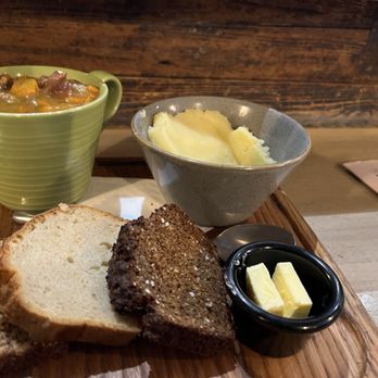 The Boxty House - Lamb stew and bread - Irish Near Me - Dublin, D The Boxty House - Lamb stew and bread - Irish Near Me - Dublin, D