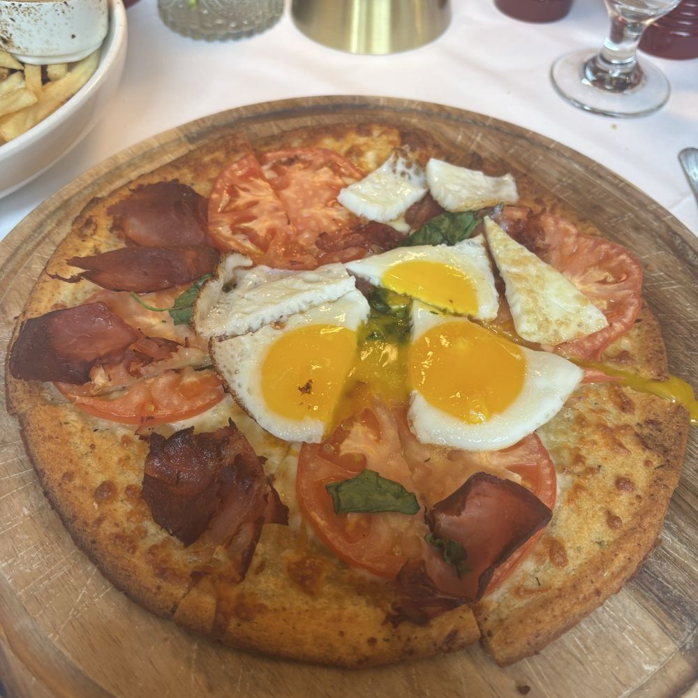 Five Steakhouse - CAULIFLOWER FLATBREAD - Wine Bars Near Me - Plymouth, Michigan