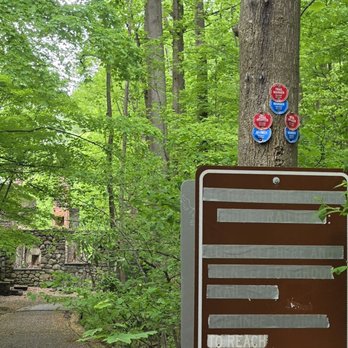 Hudson Highlands State Park - Following the blue marker - Parks Near Me - Beacon, New York Hudson Highlands State Park - Following the blue marker - Parks Near Me - Beacon, New York