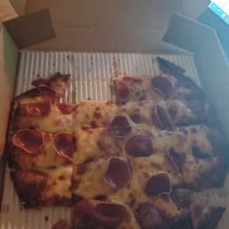 Cajun style crust is not what i ordered. The fact that they could see this and said sure why not tells me Lou Malnatis it is!! Cajun style crust is not what i ordered. The fact that they could see this and said sure why not tells me Lou Malnatis it is!!