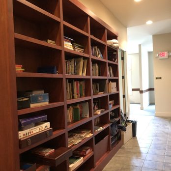 Sun Outdoors Petoskey Bay Harbor - Tons of books and board games - Campgrounds Near Me - Petoskey, Michigan