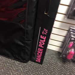 The Love Shack - Dancer pole