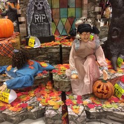 Spirit Halloween