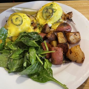 Easy Breakfast - Mexican Benedict - Breakfast & Brunch Near Me - Toronto, Ontario