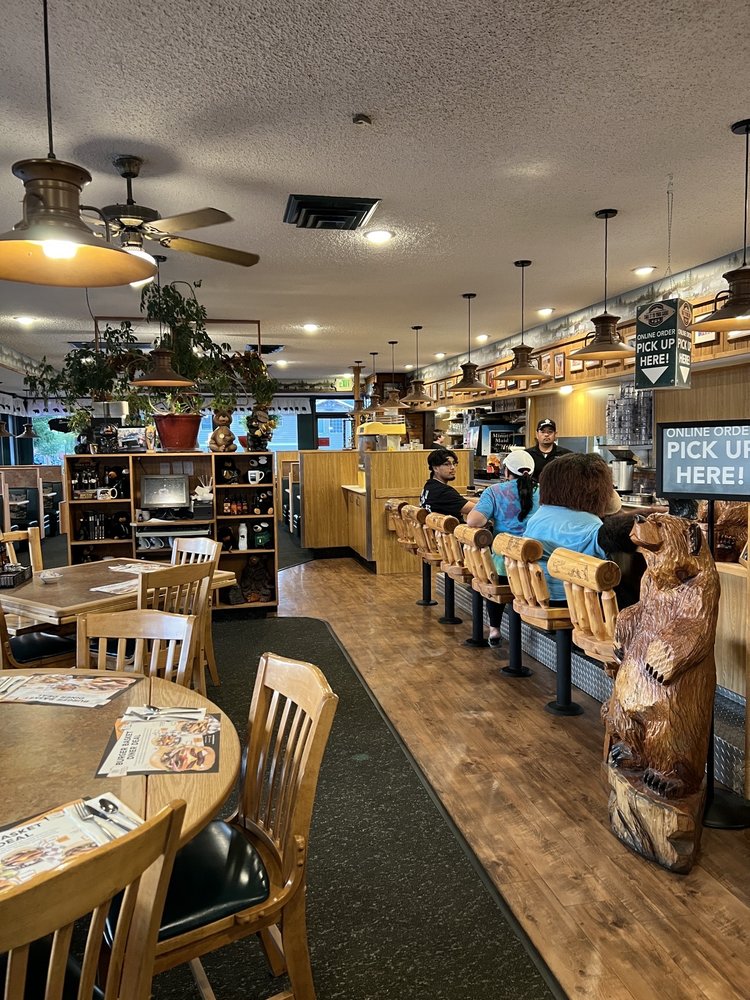 Black Bear Diner Madras