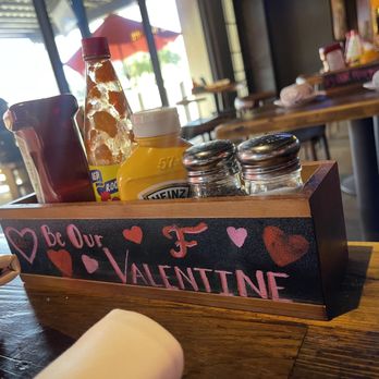 Finney's Crafthouse - Redlands - Cute little art work - New American Near Me - Redlands, California