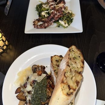 Shorebreak Lodge - Wild Mushroom Bruschetta and Char-Grilled Octopus - New American Near Me - Rehoboth Beach, Delaware Shorebreak Lodge - Wild Mushroom Bruschetta and Char-Grilled Octopus - New American Near Me - Rehoboth Beach, Delaware