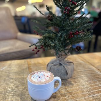 Gather - Peppermint Hot Chocolate - Coffee & Tea Near Me - Chesapeake, Virginia