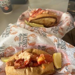 *Classic Roll and *Connecticut Roll *Classic Roll and *Connecticut Roll