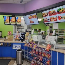 Browns Valley 1 Stop & Deli - 76 - Deli