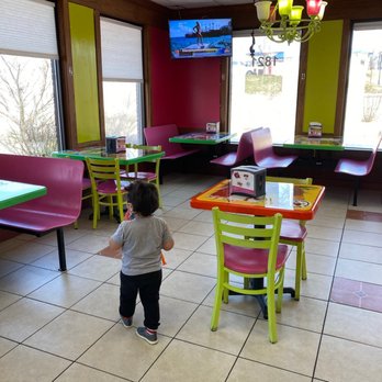 La Michoacan Ice Cream - Indoors was clean and spacious for distanced seating - Mexican Near Me - Saint Charles, Missouri