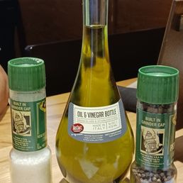 Table top with olive oil, s/p,fresh ground spices are the way to go. Table top with olive oil, s/p,fresh ground spices are the way to go.