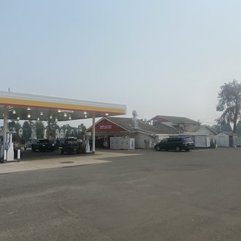 Howdy's Gas & Grub - Gas station - Convenience Stores Near Me - Cascade, Idaho
