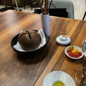 meta - bread - Italian Near Me - Paradiso, TI
