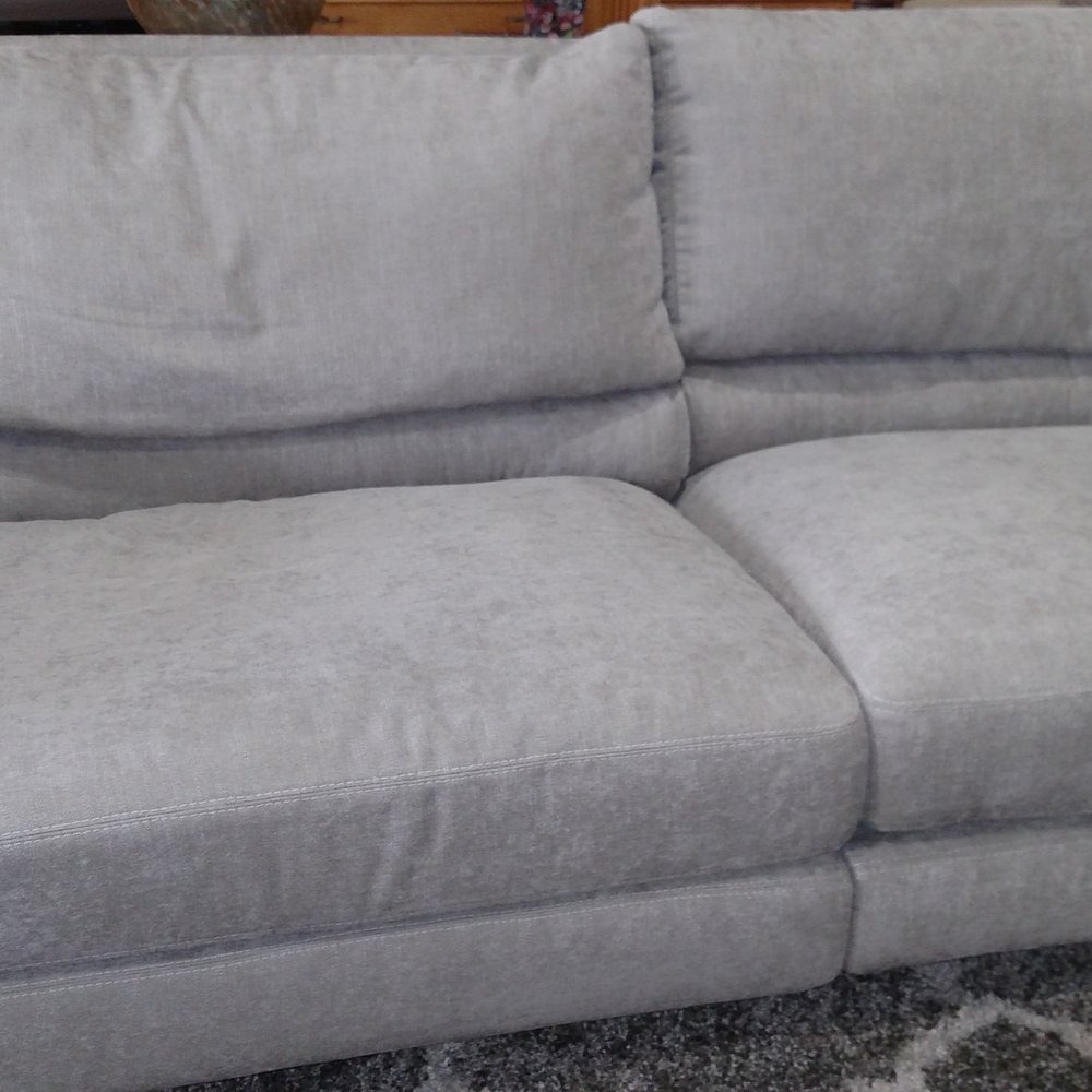 American Leather - after 5 days of use, they expect you to "Fluff" your sofa after each time you sit on it! - Furniture Stores Near Me - Dallas, Texas American Leather - after 5 days of use, they expect you to "Fluff" your sofa after each time you sit on it! - Furniture Stores Near Me - Dallas, Texas
