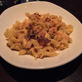 Yard House - Mac n cheese - Bars Near Me - Boston, Massachusetts Yard House - Mac n cheese - Bars Near Me - Boston, Massachusetts
