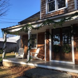 Lachat Town Farm - Restored Farmhouse (circa 1770) decked out for the holidays