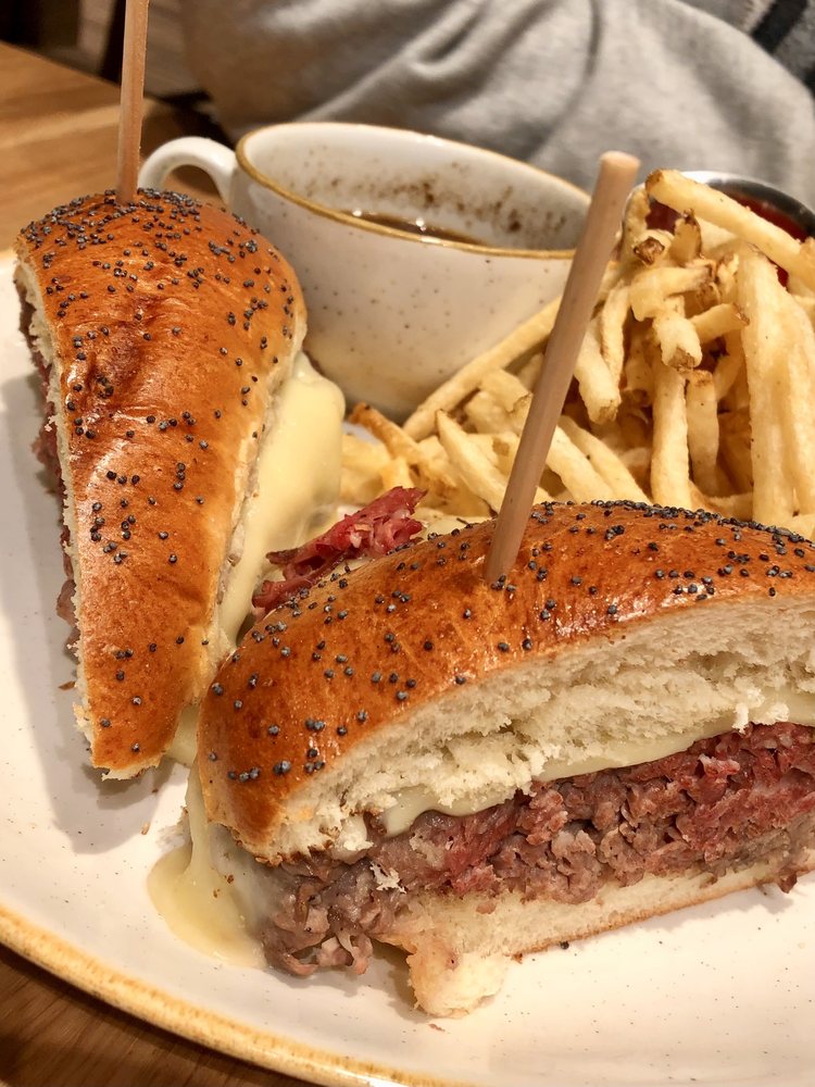 CORK AND PIG TAVERN ABILENE 59 Photos & 27 Reviews 2467 N Judge