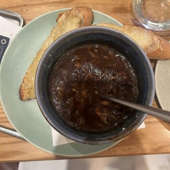 Côte Brasserie Windsor - French onion soup - French Near Me - Windsor, WNM Côte Brasserie Windsor - French onion soup - French Near Me - Windsor, WNM