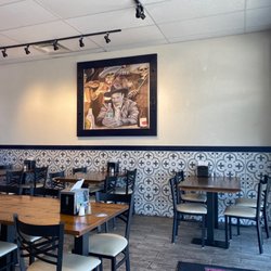 Don Julio Mexican Street Food - Nice, new, clean interior