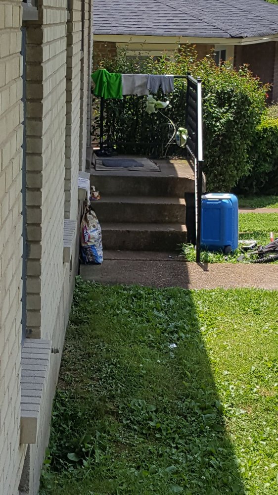 GLEN VALLEY APARTMENTS & DUPLEXES Updated October 2024 700 Patricia