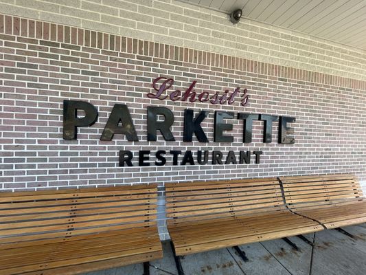 Parkette Family Restaurant by null