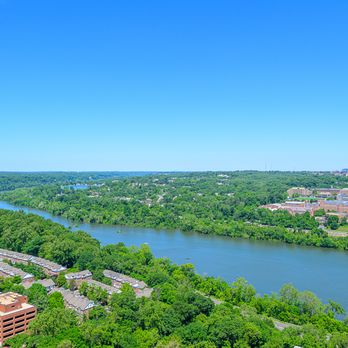 Rosslyn Towers - Apartments Near Me - Arlington, Virginia Rosslyn Towers - Apartments Near Me - Arlington, Virginia