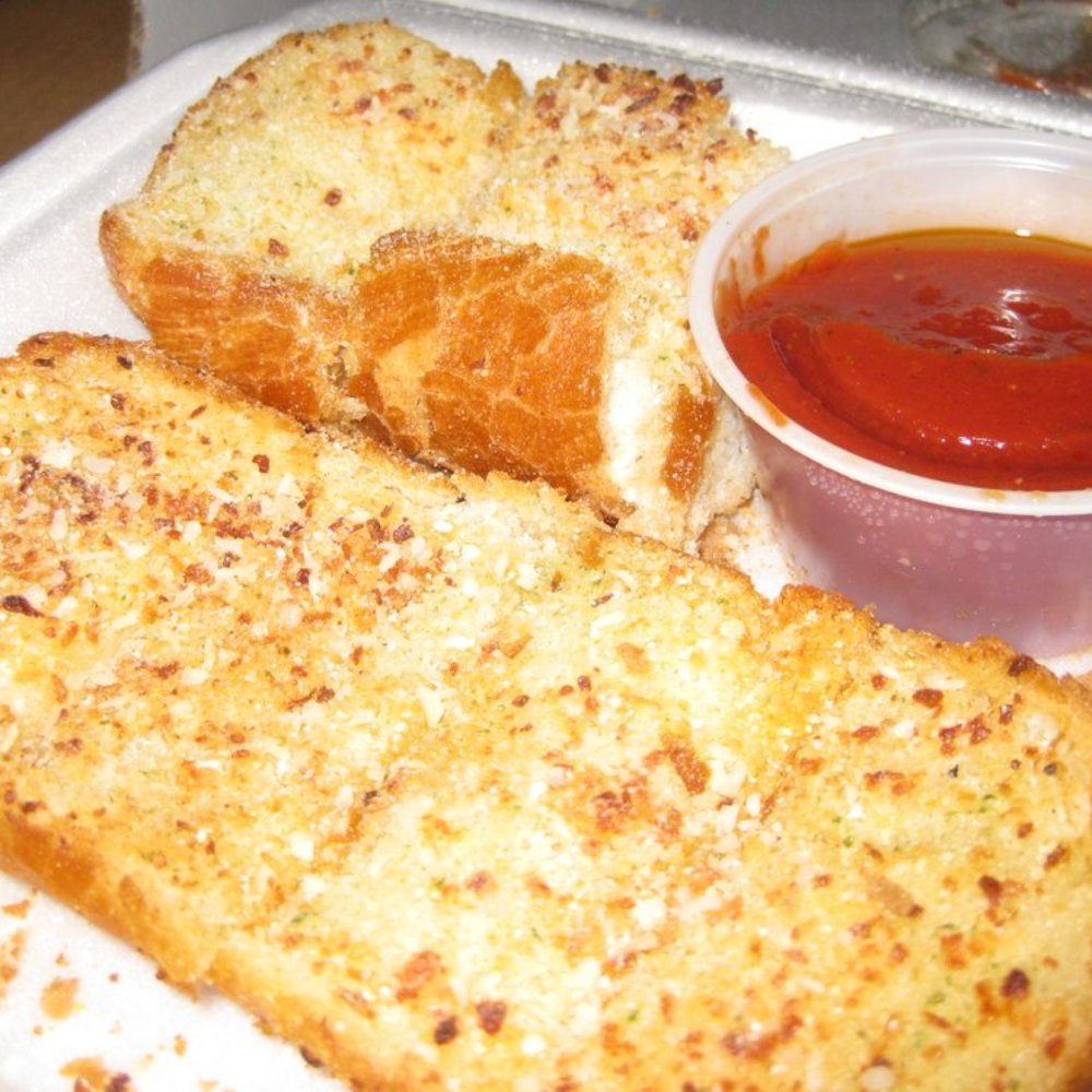 New York Pizza - yummy garlic bread with marinara sauce (comes with manager's special) - Pizza Near Me - Mountain View, California New York Pizza - yummy garlic bread with marinara sauce (comes with manager's special) - Pizza Near Me - Mountain View, California