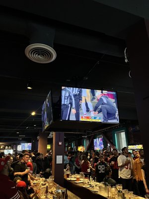 Golden Gate Tap Room by null