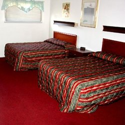 M-53 Motel - room