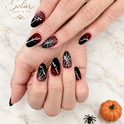Solar Nails & Spa