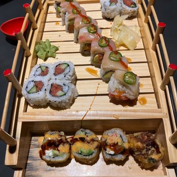 SAKANA SUSHI BAR AND LOUNGE - Updated August 2025 - 212