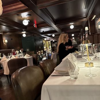 Sinatra - Italian Near Me - Nashville, Tennessee