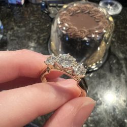 Ronnies Jewelry & Loans