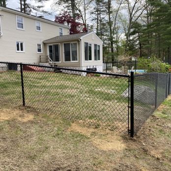 Colonial Fence Co - Chain link fence for dogs - Fences & Gates Near Me - Wrentham, Massachusetts