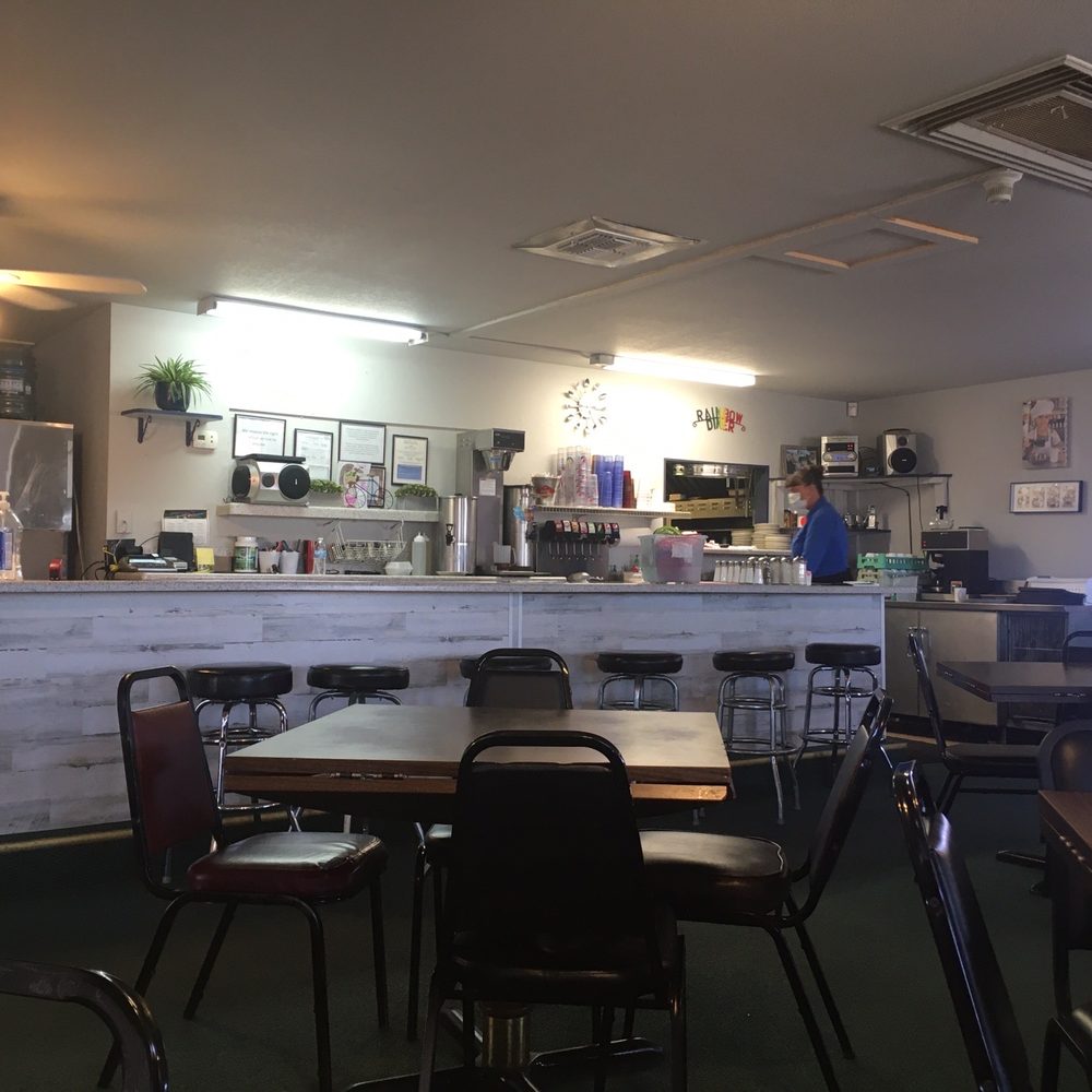 Rainbow Diner - Diner counter/kitchen - Comfort Food Near Me - Kingman, Arizona