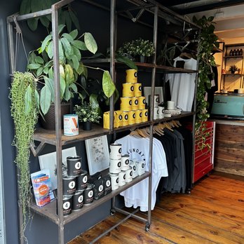 Fourtillfour - Inside of coffee shop - Coffee & Tea Near Me - Scottsdale, Arizona