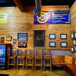 Smokin' Joe's Ribhouse
