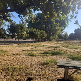 Off the leash Dog Park - Dog Parks Near Me - Yuba City, California Off the leash Dog Park - Dog Parks Near Me - Yuba City, California