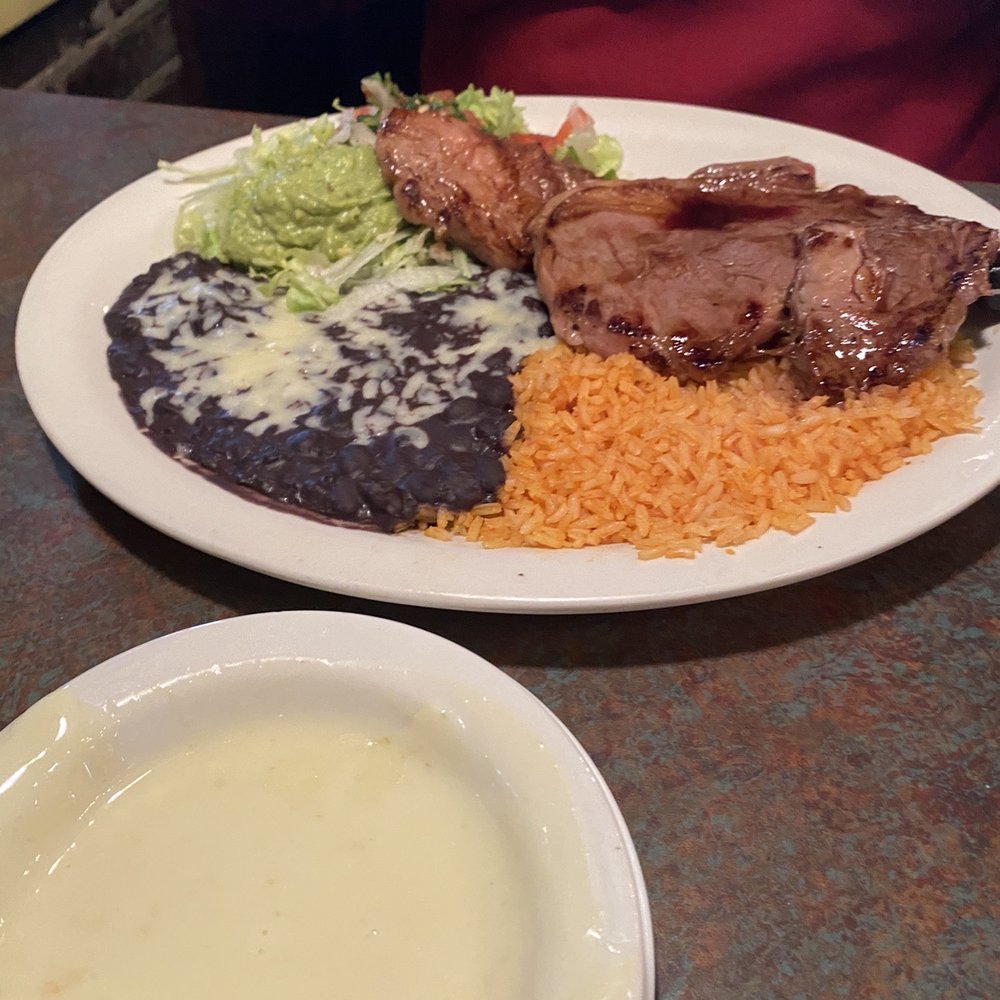 2 Pesos Cantina - Mexican Near Me - Pelham, Alabama 2 Pesos Cantina - Mexican Near Me - Pelham, Alabama