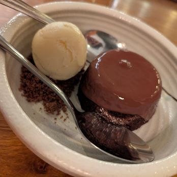 Ozumo - Chocolate dessert - Izakaya Near Me - San Jose, California Ozumo - Chocolate dessert - Izakaya Near Me - San Jose, California